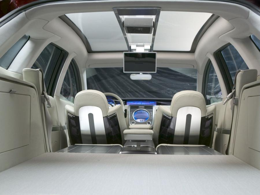  Mazda MX Crossport Concept 2005 года  (фото 9 из 59)